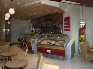 Proyecto y Ejecución de Obra de Reforma de Local para Heladería Häagen-Dazs en Arroyomolinos (Madrid).