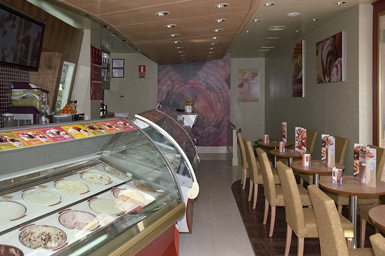 Heladería Häagen-Dazs.